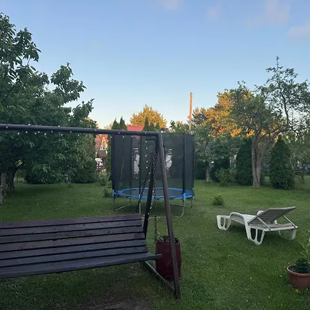 Pomarańczowy Pensjonat Junoszyno